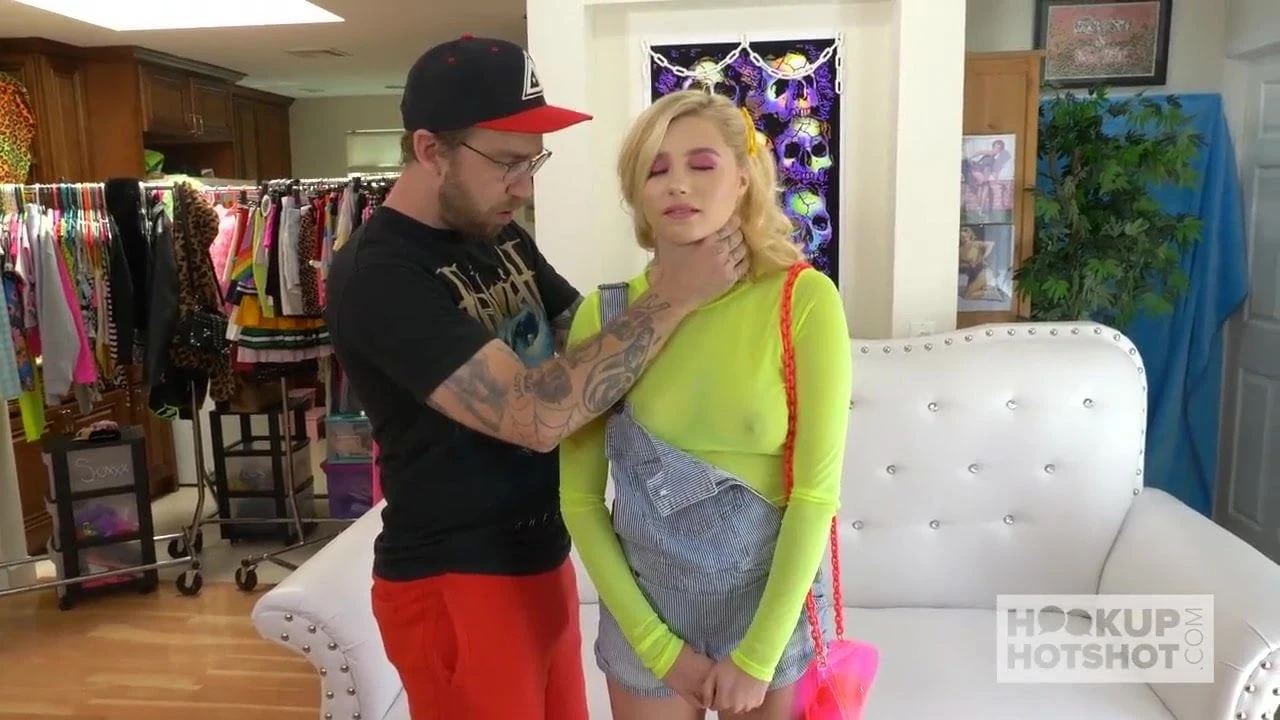 Cute blonde teen Carolina Sweets gets fucked hard