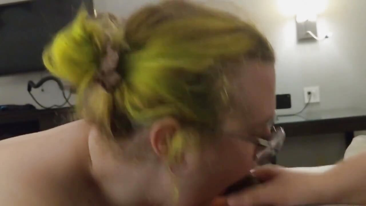 Lizzy and Daisy Pleasure My Penis