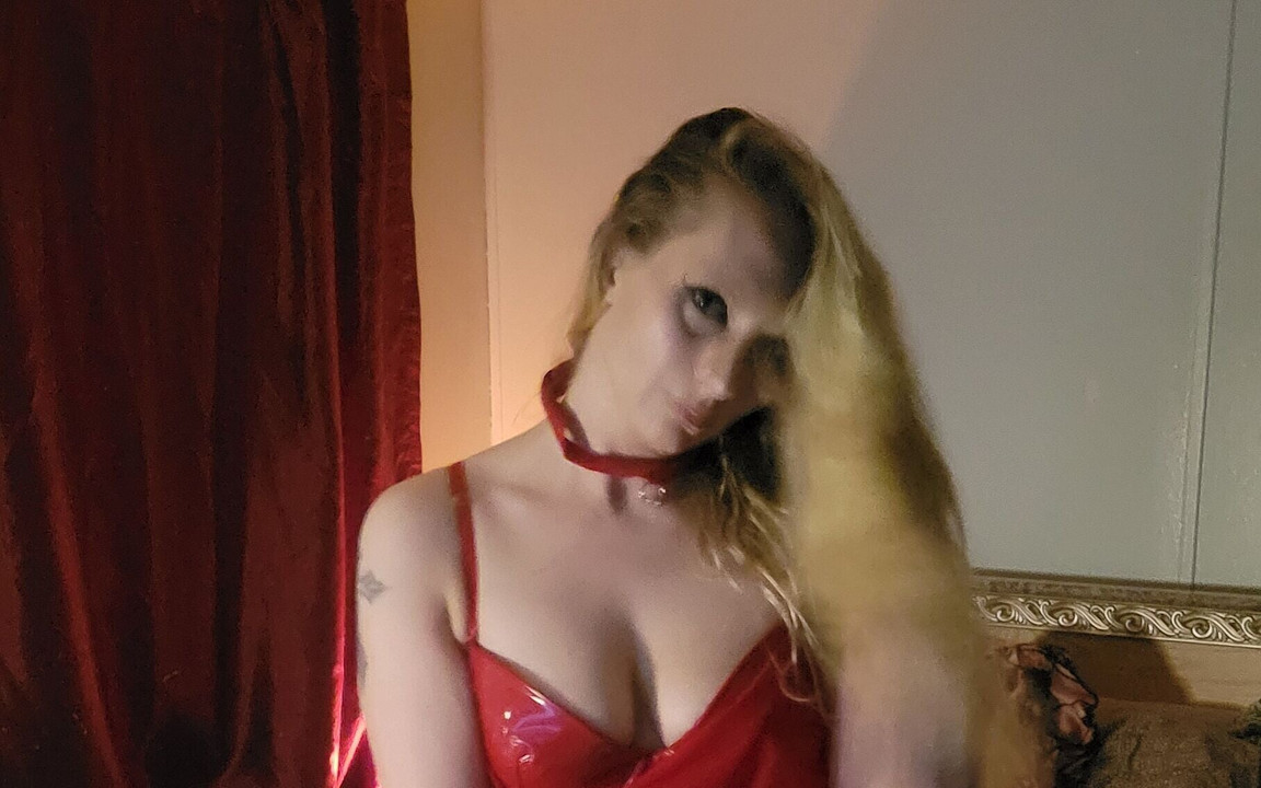 Ant and Meich69- All Tied up in Red.