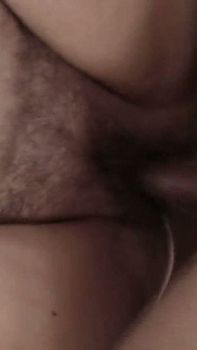 Fyr med en lang pik nyder lidt titty fucking før | Klip 1