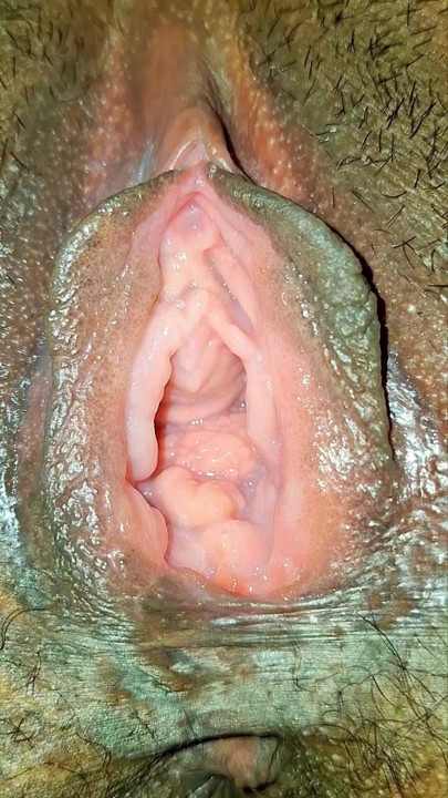 Bangladeshi Bangali Hindu boudi close-up pussy you want to suck and fuck.