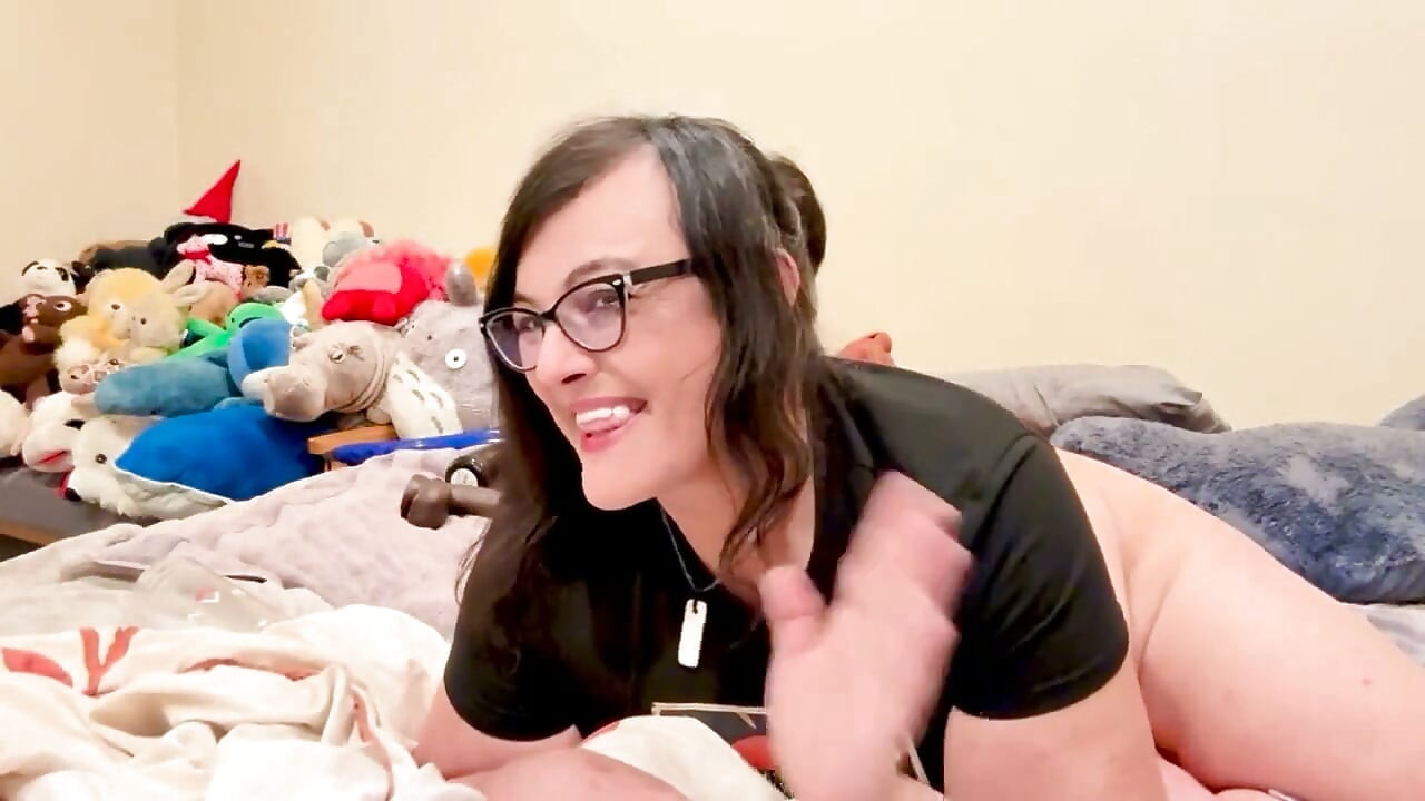 Christi Krem ciasto i jej nowy gigantyczny dildo BBC