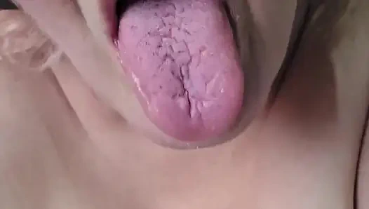 Лижу твое очко это единственная цель шлюх