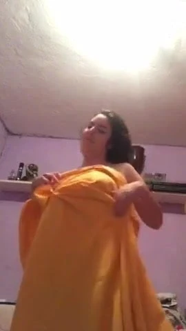 Desi29 2017-02-24 23-09 Con un poco de resaca y tal