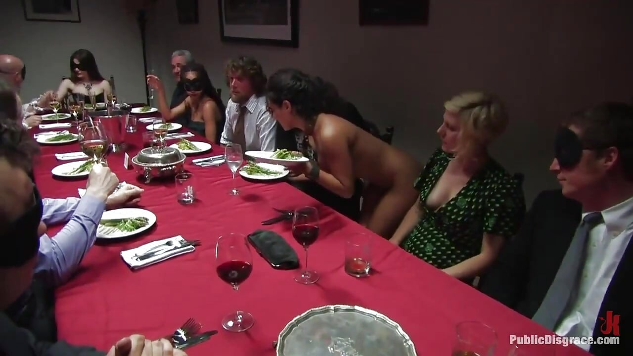 Classic Archive Shoot: το δείπνο πάρτι