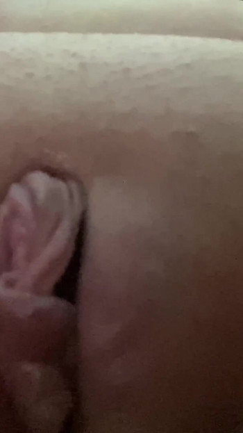 Moment iconic de la "Pov Roleplay, bbw Vampir te obligă să mănânci pizdă grasă înainte de a te mușca"