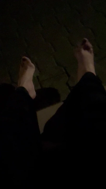 My hot Feet