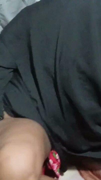 Viral sexy video of a Bangladeshi man with his girlfriend on the second day of Puja | Clip 2