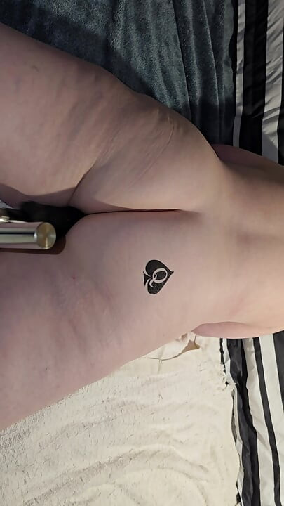 Μηχανή qos hotwife μόνο για μεγάλο μαύρο πούτσο γαμήθηκε με μηχανή δονητή μεγάλου μαύρου πούτσου