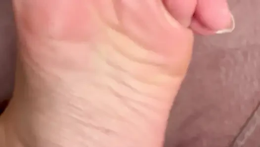 Sweaty foot fetish after gym