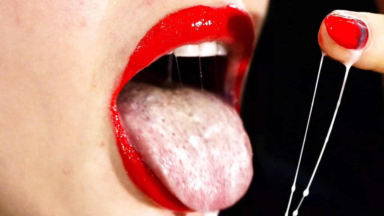 Red lips and a games with liquids and saliva! Milk and coffee! 4K -NO AUDIO-