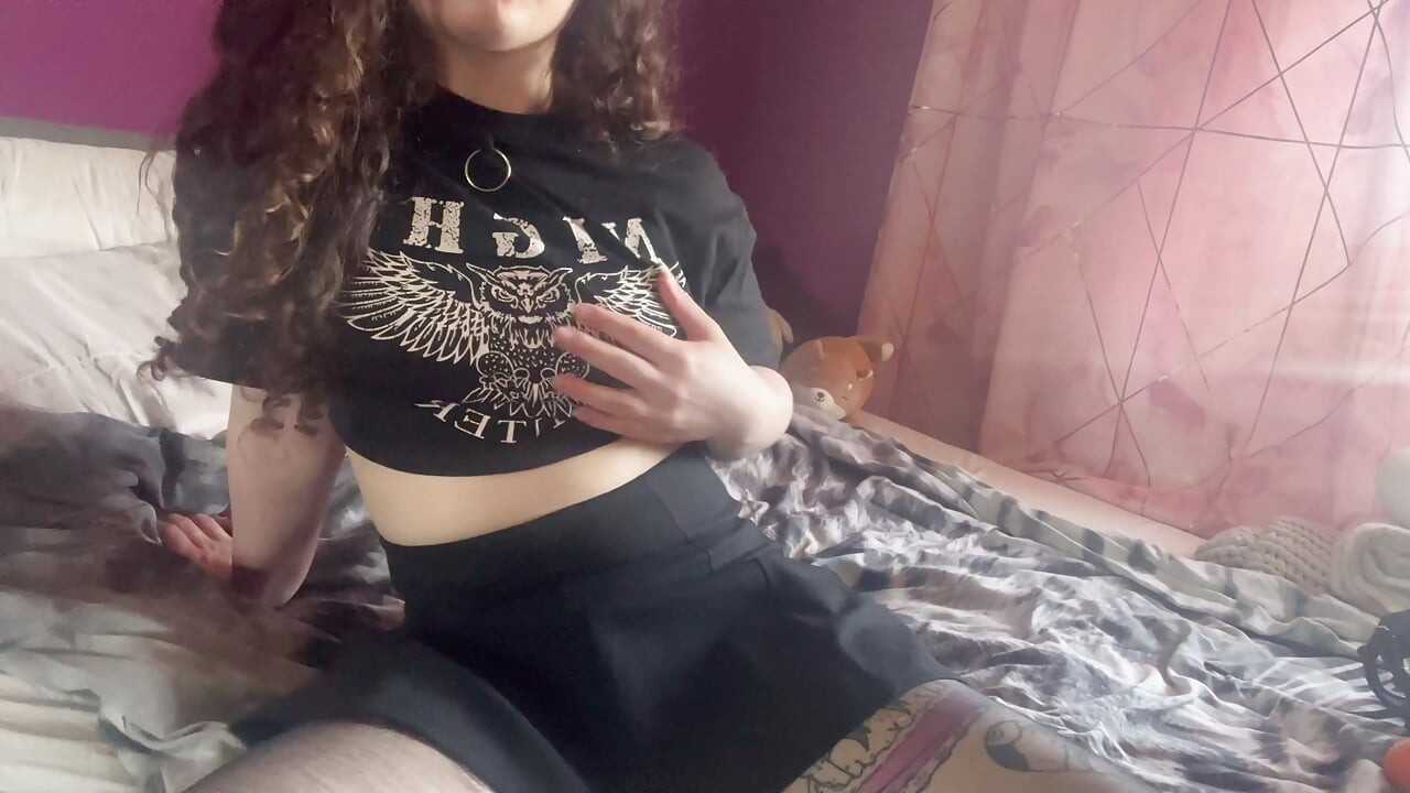 Goth girl plays with her tight little pussy