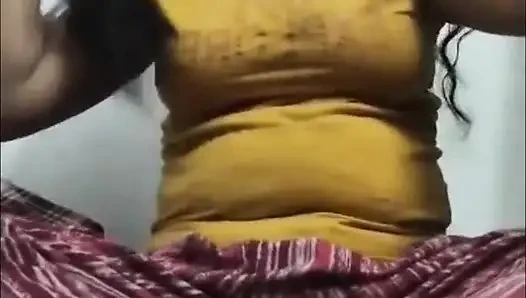 Bugün, Yenge çok seks yapmak istiyor, yorum yap