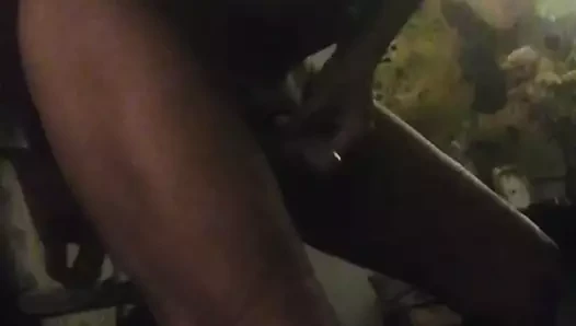 Beni bir şişeyle becerdiğini görmek istiyor