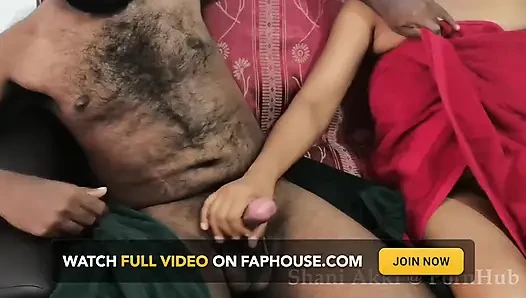 Tante seksi sri lanka ngocok kontol temannya sendiri