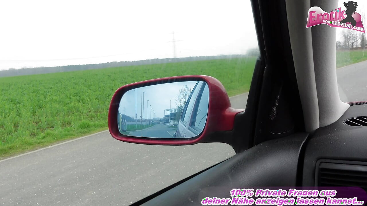 German amateur teen wants to cheat on blowjob car date