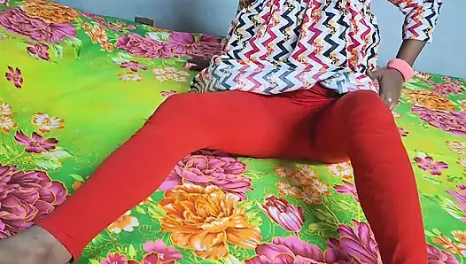 She was fingering her pussy but not enjoying it, her hat was not reaching her pussy, and she asked her ex-husband for help.