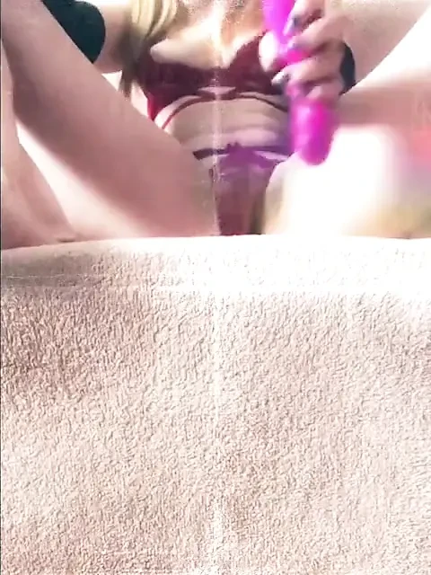 Masturbation of the Bride