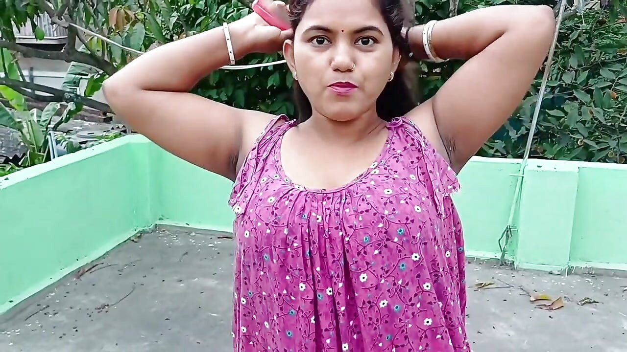 Loan emi ke Badle Bhabhi ji Ne Apne boobs pila diye or Lund ka pani bhi pinliya