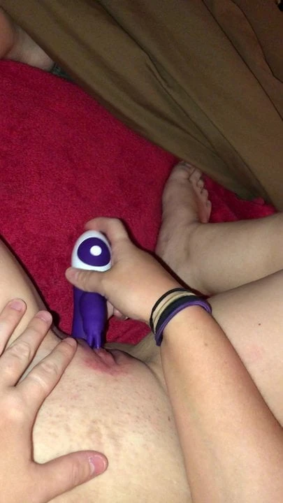 Making my tight pussy wet