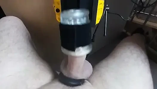 Becerikli yabancılar tarafından kontrol ediliyor