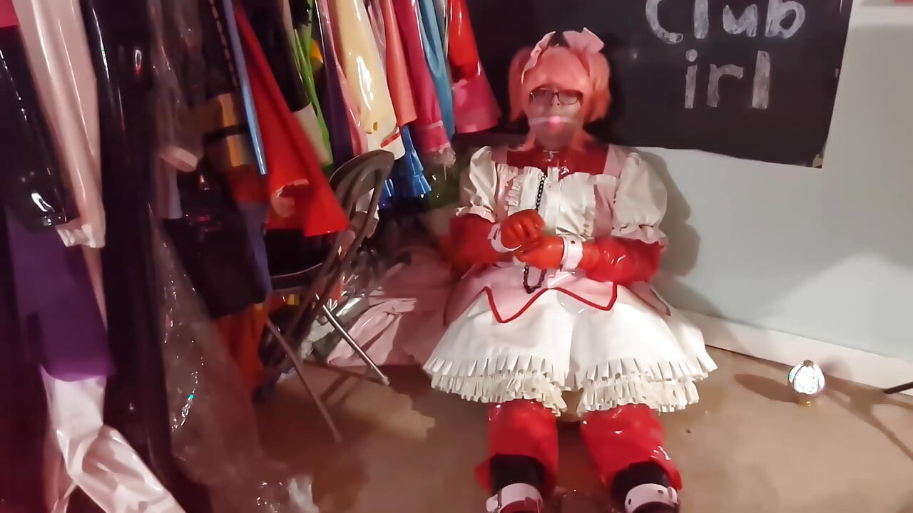 PVC odelo magična devojka madoka slojevana i vezana