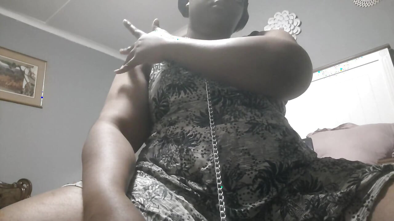 Sexy Black Tgirl Playing with Herself
