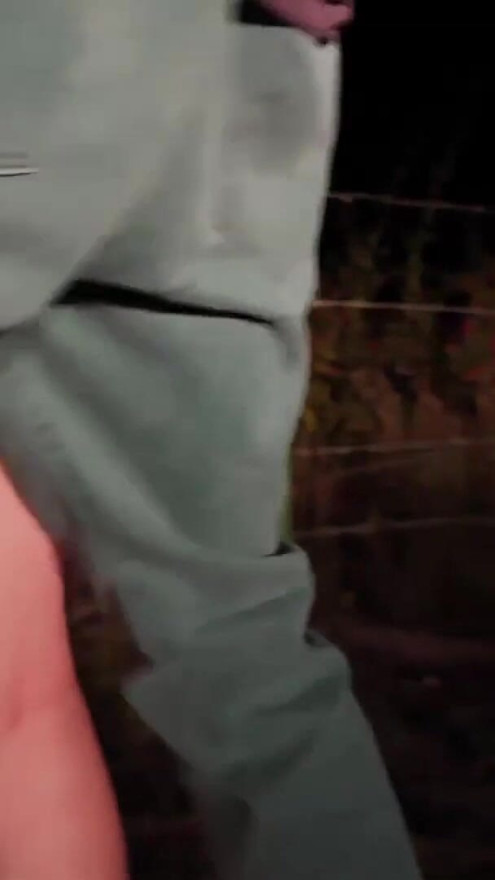 Moja prelepa žena se jebe sa Tinder strancem - Dogging - | Klip 3