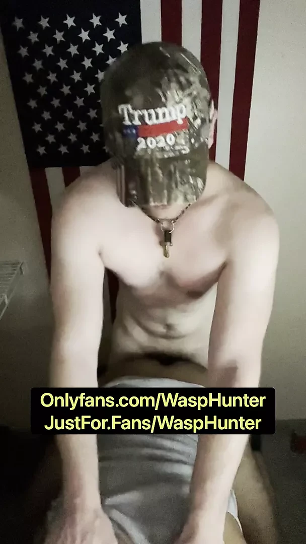 Белая Maga Hunk использует мексиканскую игрушку для траха