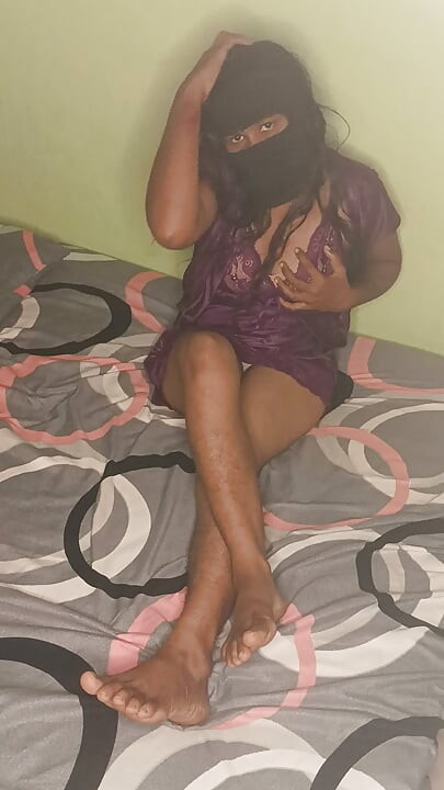 Esposa sexy e gostosa mostra o corpo