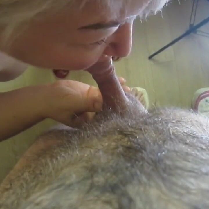Mother-in-law's mouth again gives me pleasure doing blowjob