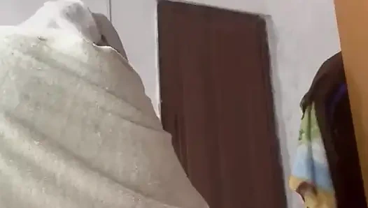 Cewek seksi latina lagi asik gonta-ganti pasangan sampai muasin memekmu habis-habisan