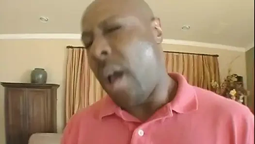 Hot Slut Takes a Big Cock(movie)