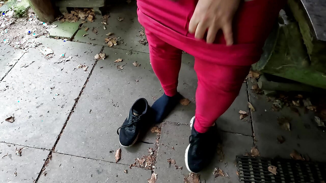Kont, tieten en poesje straffen in de picknickhut