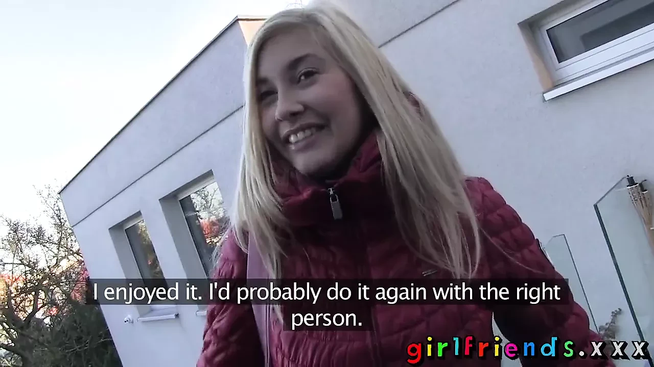 Girlfriends meet while shopping amazing natural tits amateur