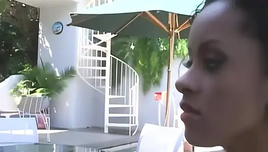 untuk Lebih Merasakannya