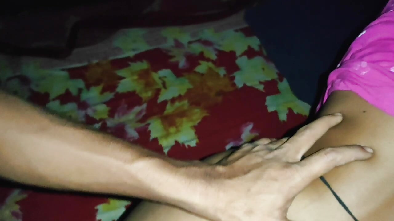 My girlfriend was coming to invite me, so I fed her a lollipop and fucked