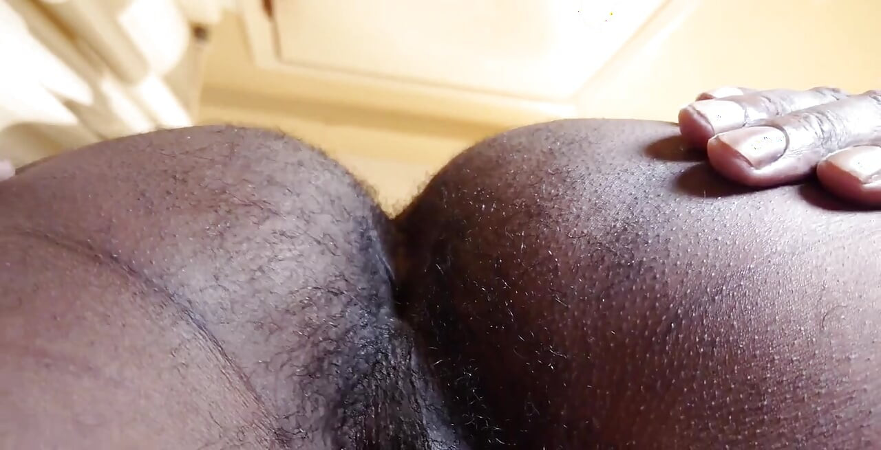 Gaping and Showing