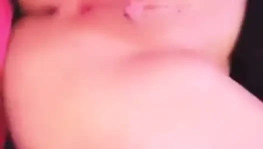 Тунишская жесткая мастурбация киски