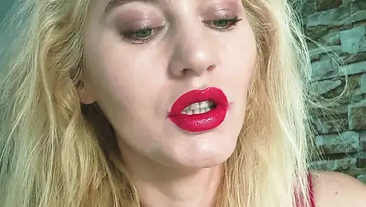 Parlak dudaklar ve büyük zenci yarağı eğitimi