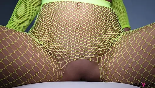 Spanish Beauty with Diamond Buttplug