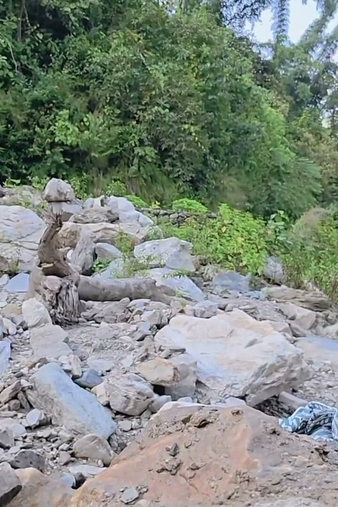 Hardcore Camping Sex Involving Big Cock and Tent