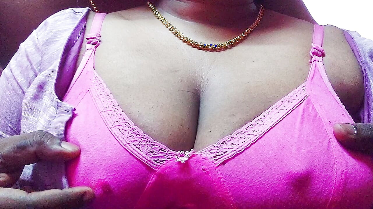 Big Boobs Horny Teacher Gave Sexual Pleasure to Her Student