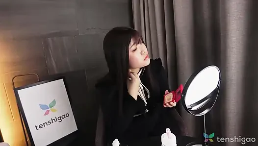 Madoka Watanabe за кулисами