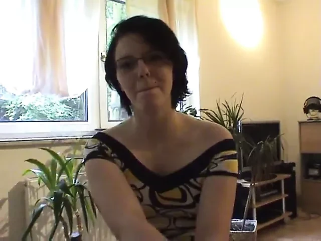 POV 11 - Julia