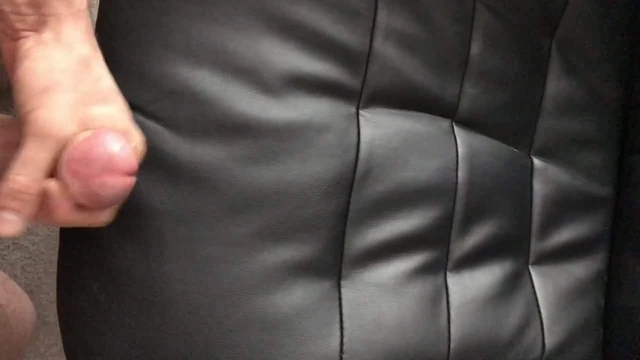 Huge Cumshot - Abspritzen