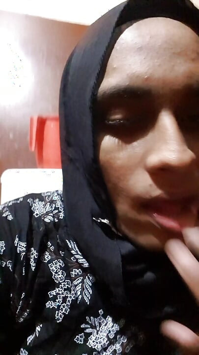 Indiana sexy crossdresser na siririca