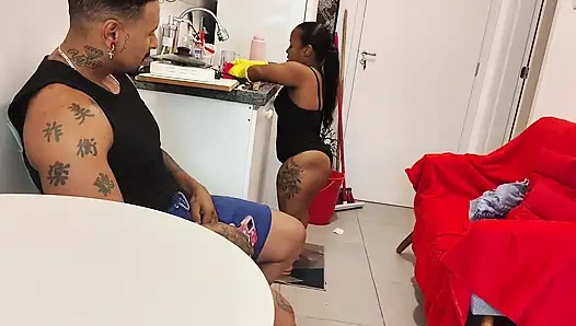 Карлик на гиганта - БОЛЬШОЙ ЧЕРНЫЙ ЧЛЕН