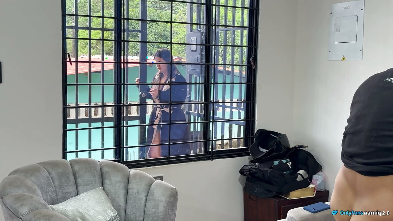 My neighbor fucks my husband and I fuck his, not knowing he was a thief!