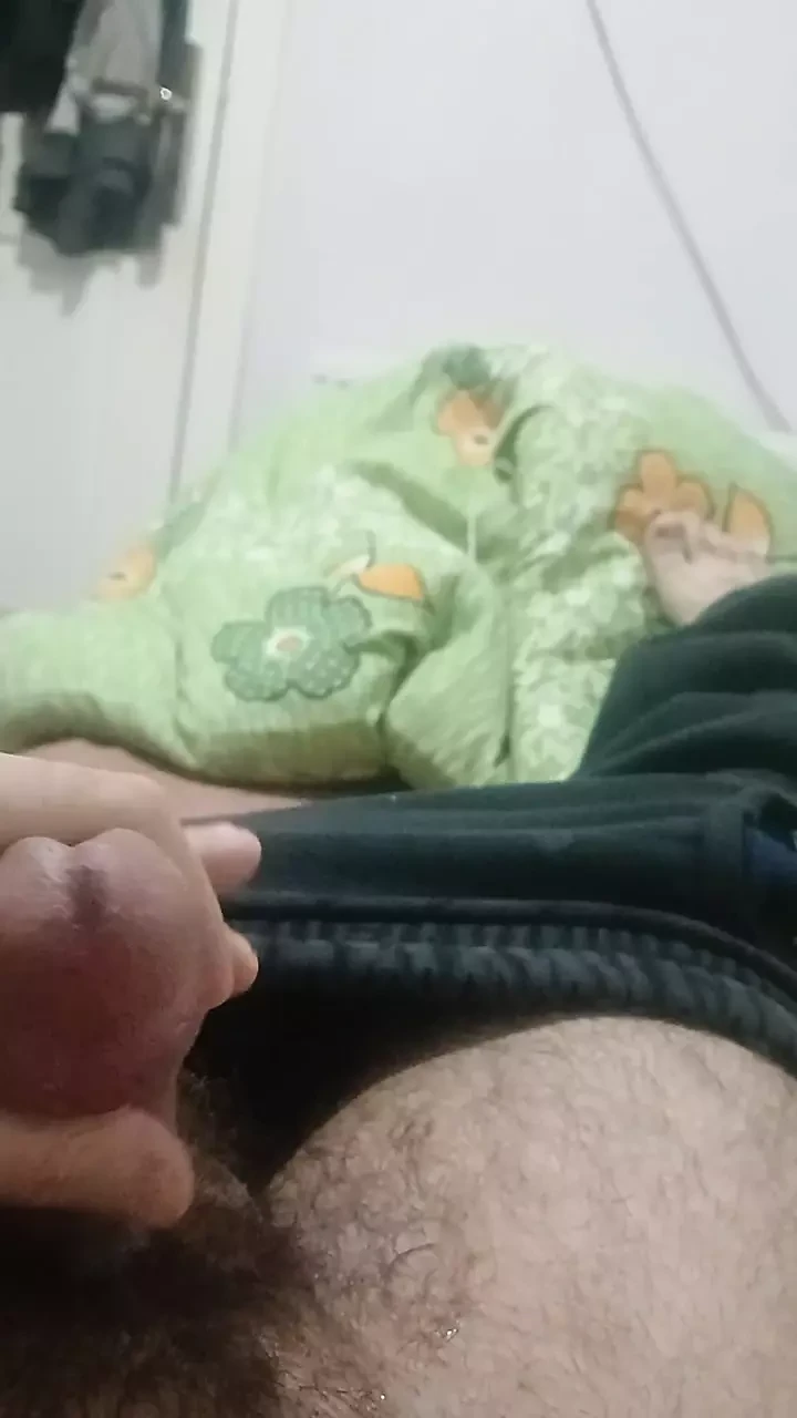 استمناء القضيب السميك